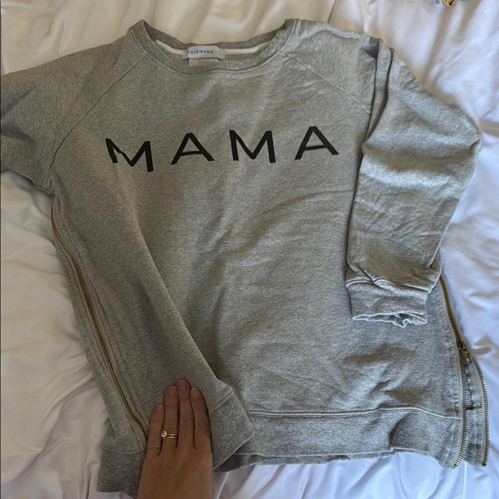 Movemama Gray 'MAMA' Crewneck with Side Zippers